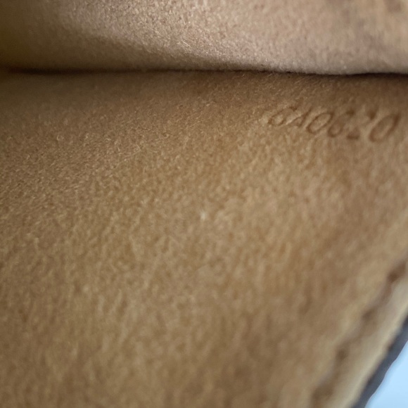 🚫SOLD🚫Authentic Louis Vuitton Twin Pochette GM - Picture 9 of 12